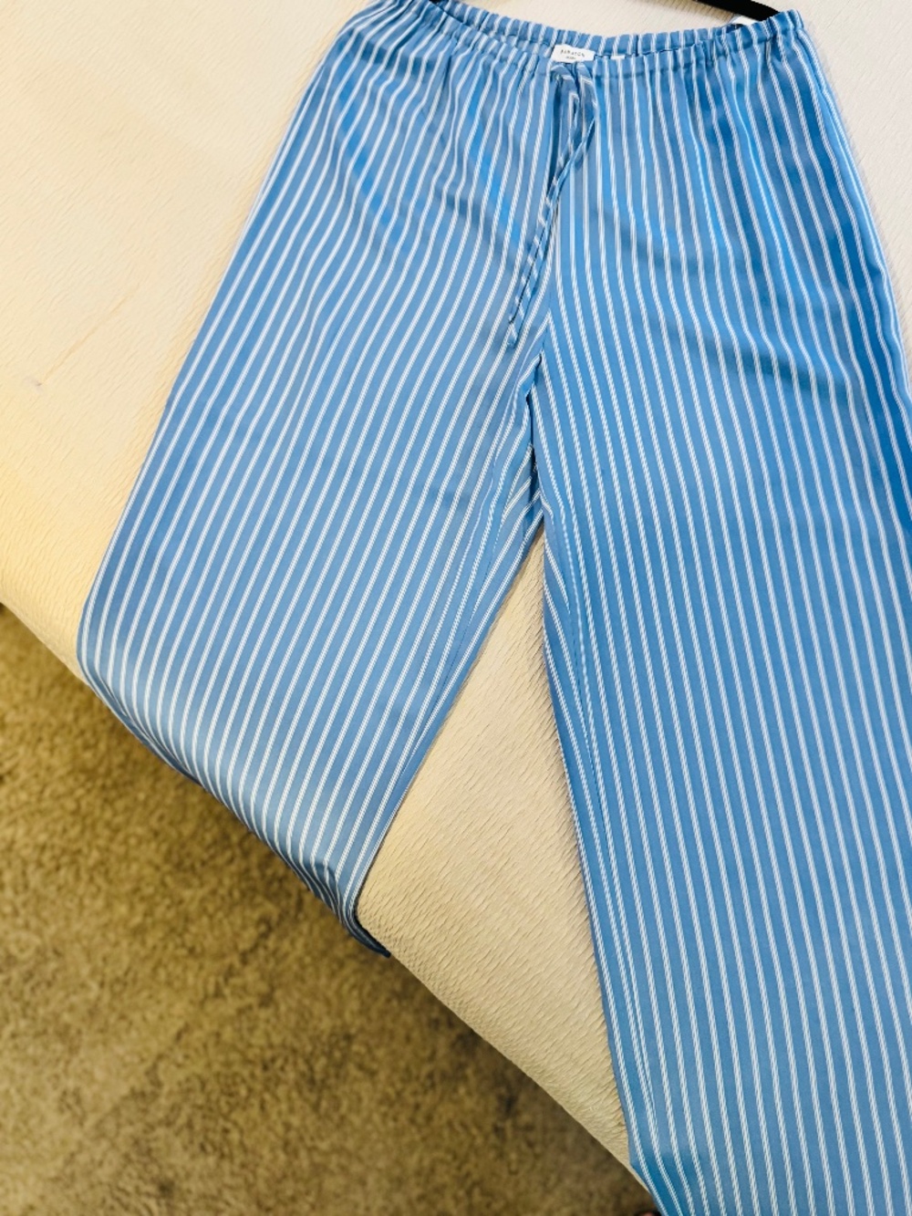Aritzia Babaton Claro Silk Pant